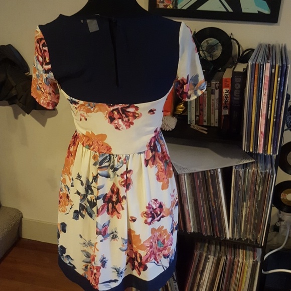 Nordstrom dress - Picture 4 of 6